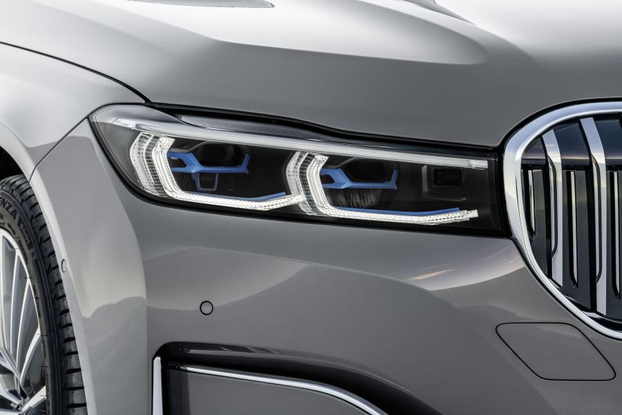 Детали экстерьера BMW 750Li xDrive (G12) 2019 года  (WW) (фото 51 из 164)